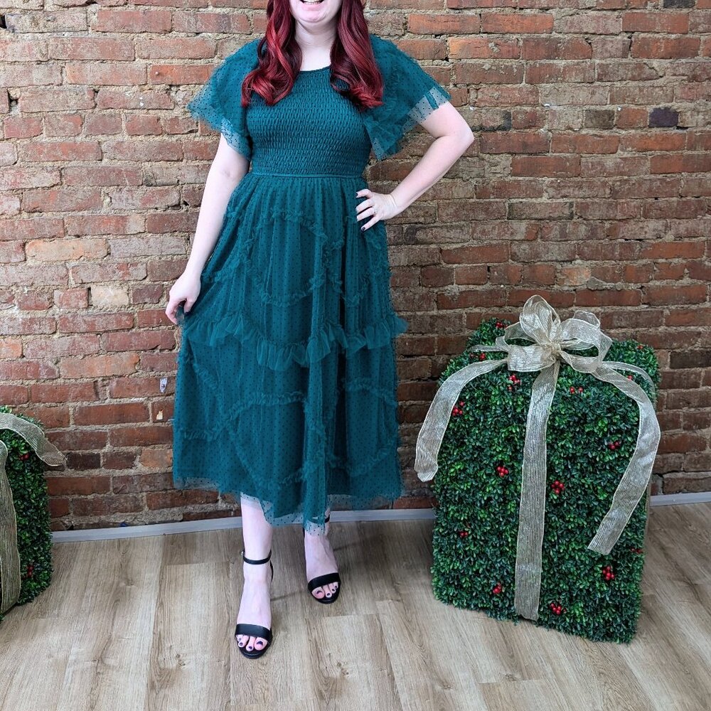 Women's Green Tulle Midi Dress Polagram Size Medium NWT